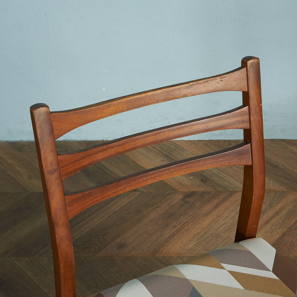 ヴィンテージ ダイニングチェア / 座面張替え済み (LUUM)