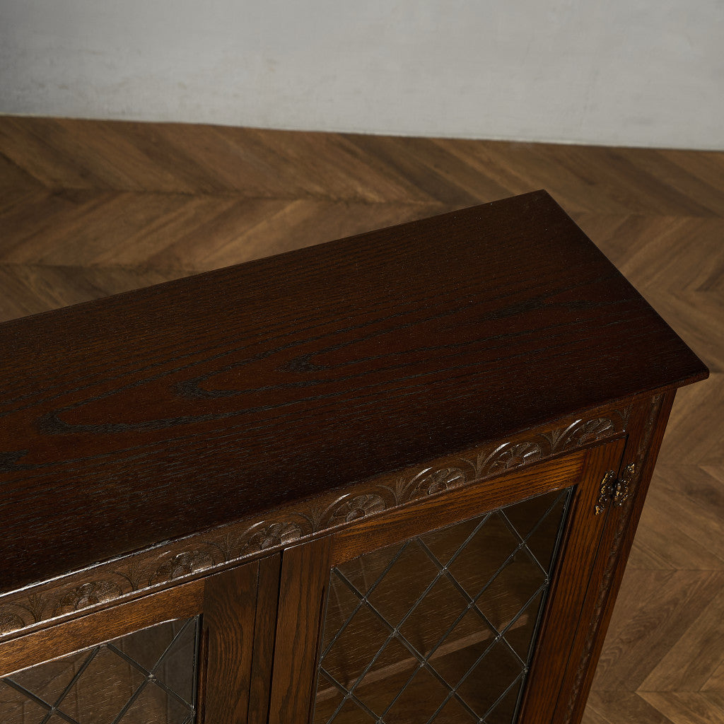 ガラス キャビネット