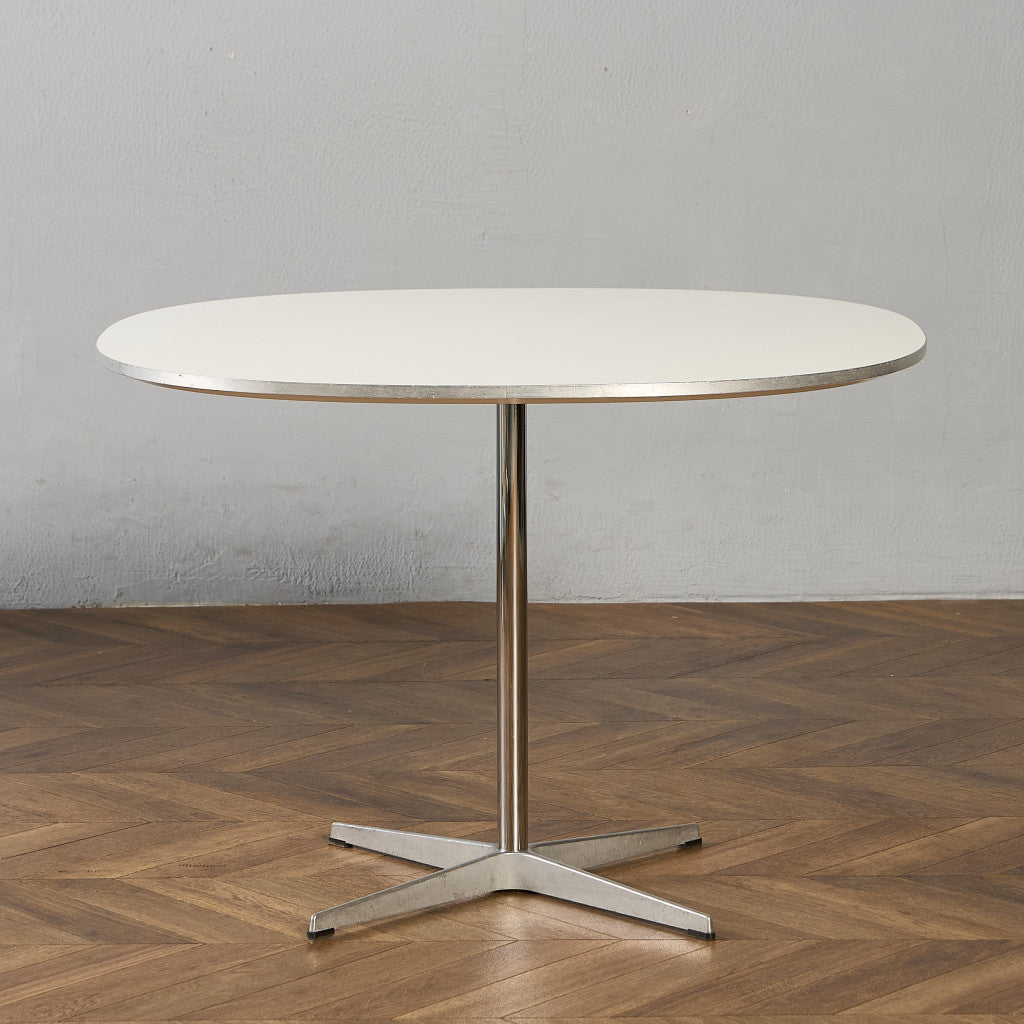 Fritz Hansen A603 Super-circular Table スーパー円テーブル
