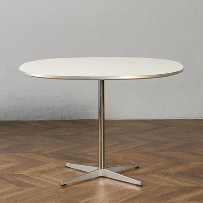 Fritz Hansen A603 Super-circular Table スーパー円テーブル