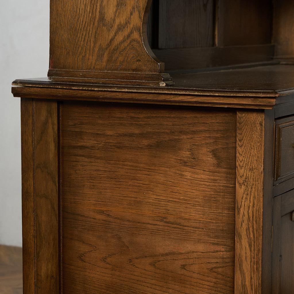 英国 クラシック ウェルシュドレッサー  食器棚