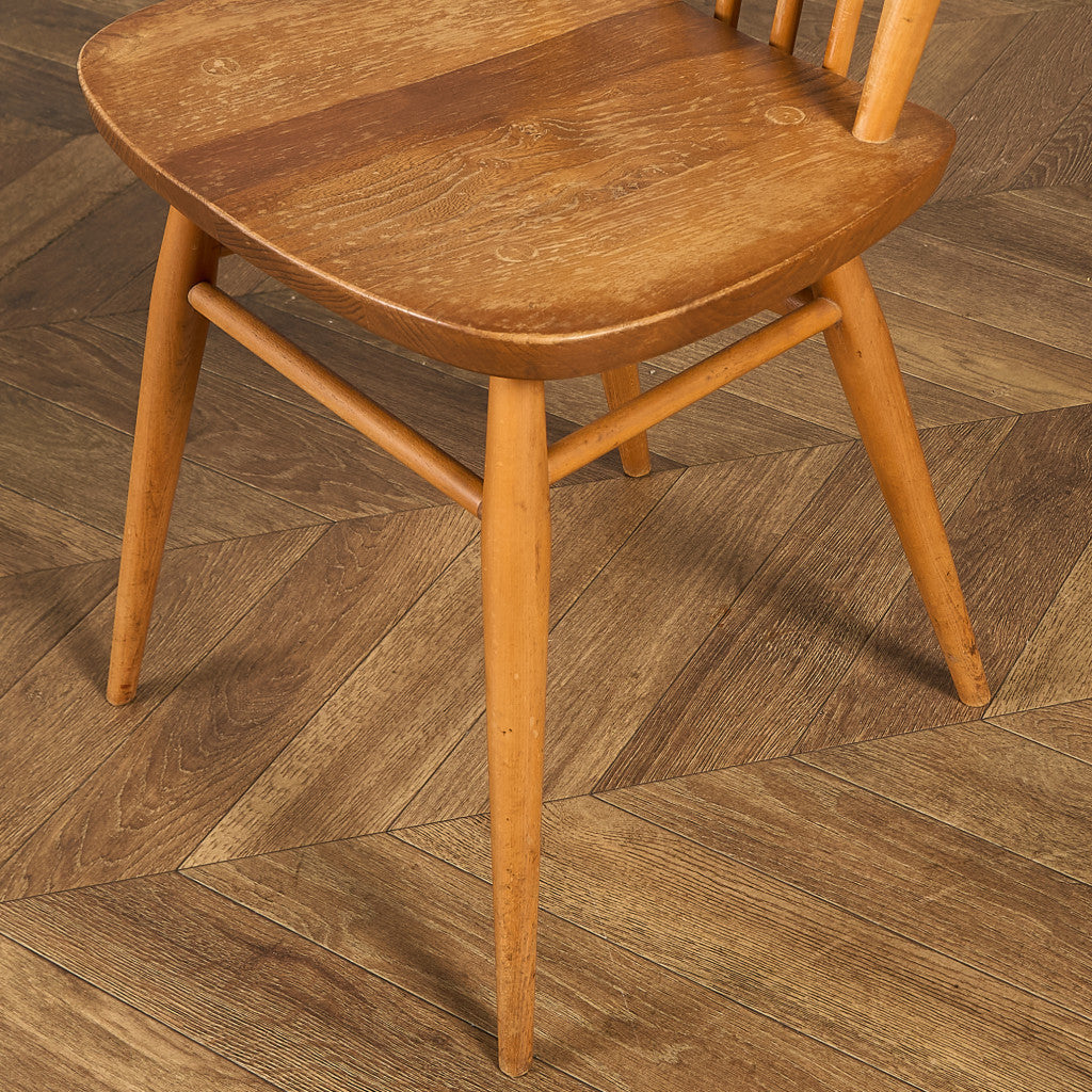 スティックバック ハイバックチェア