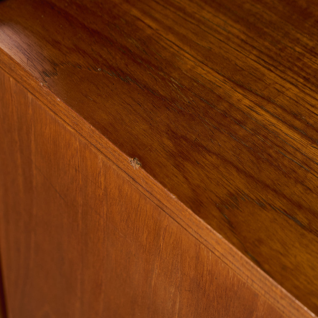 Brasilia ハイ サイドボード