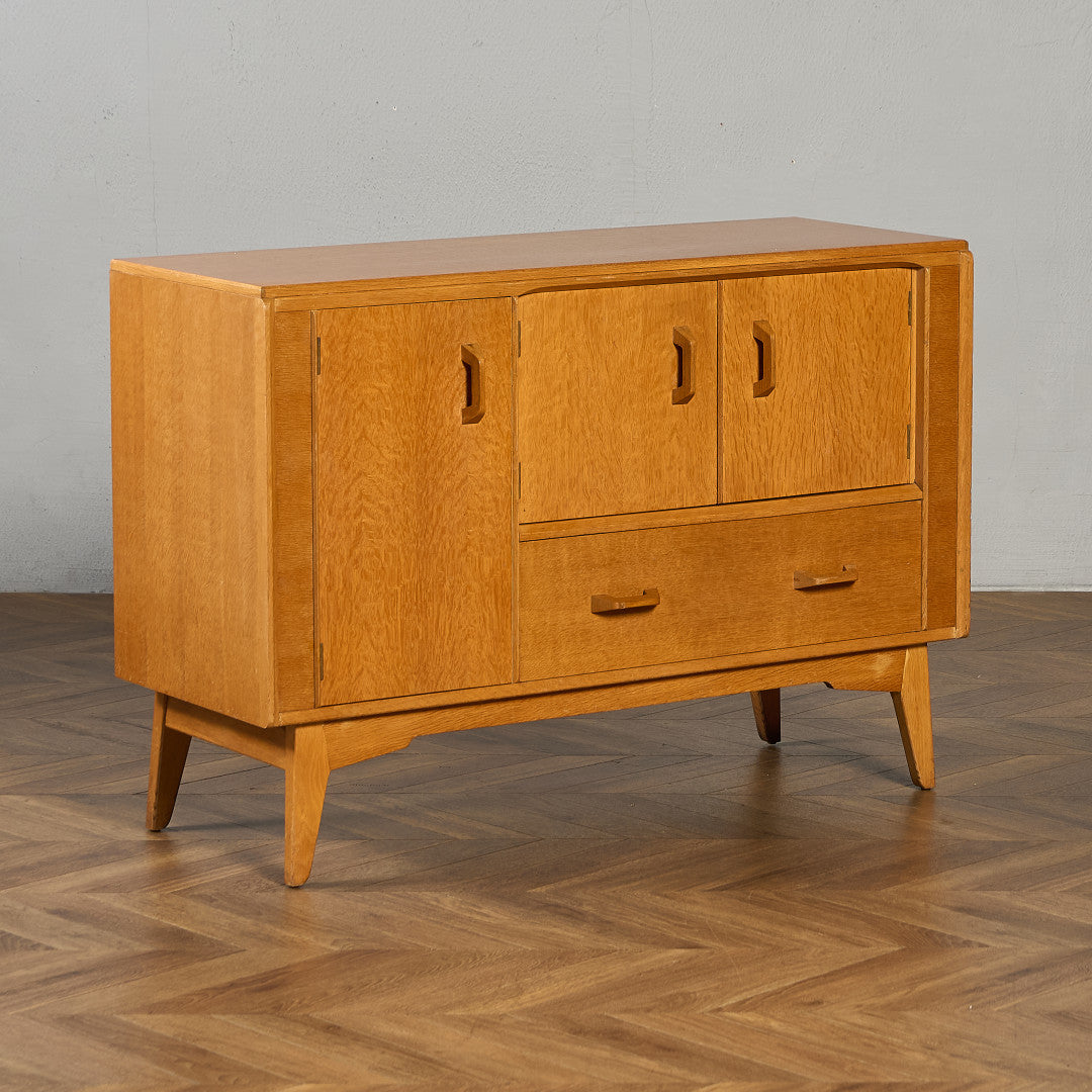 サイドボード | camori ヴィンテージ家具・北欧インテリアの通販サイト