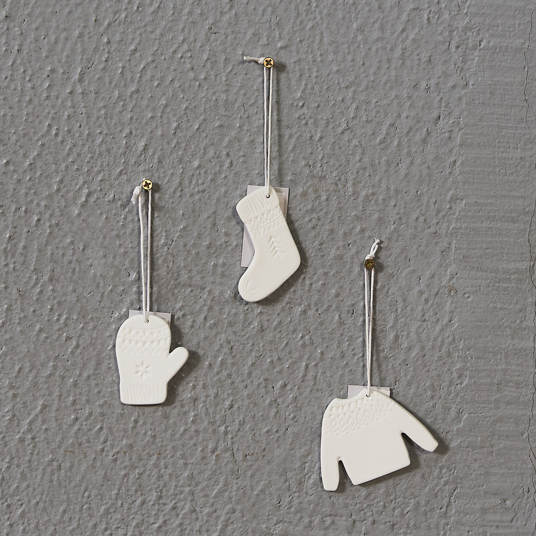 Winter wardrobe Ornament Set