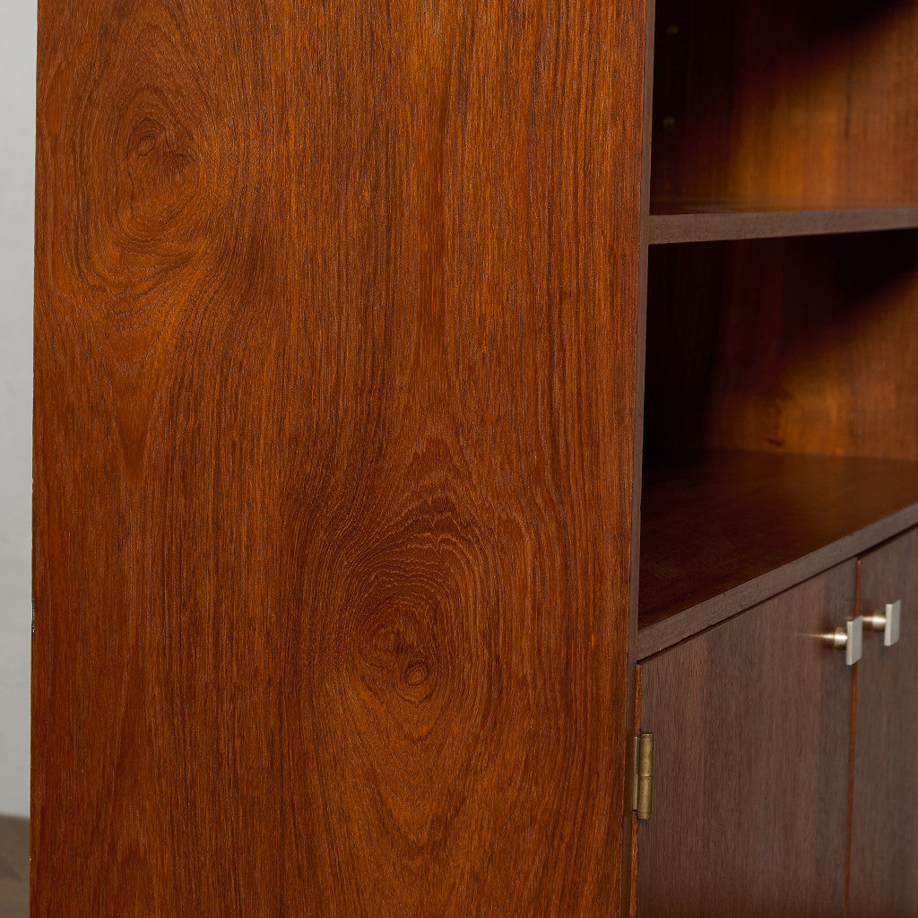 英国 ヴィンテージ キャビネット