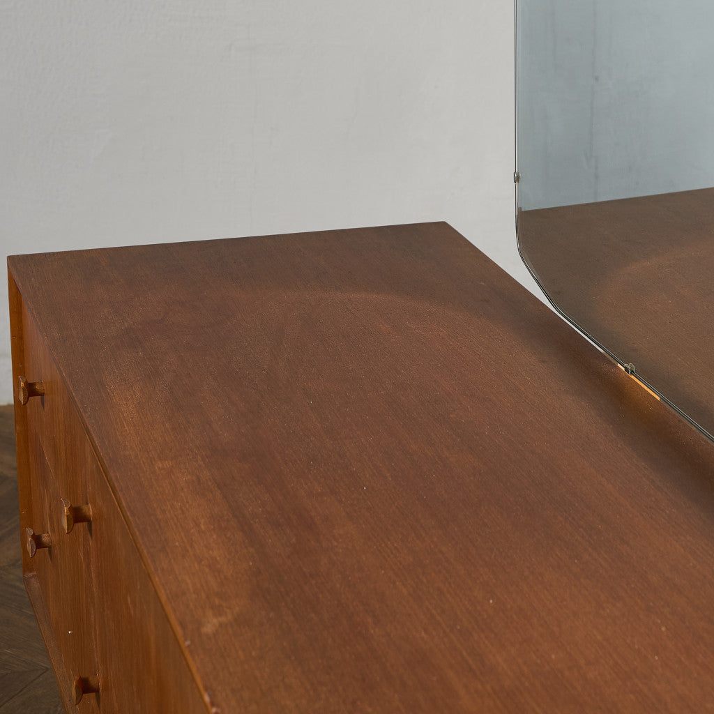 ヴィンテージ ドレッシングチェスト ドレッサー