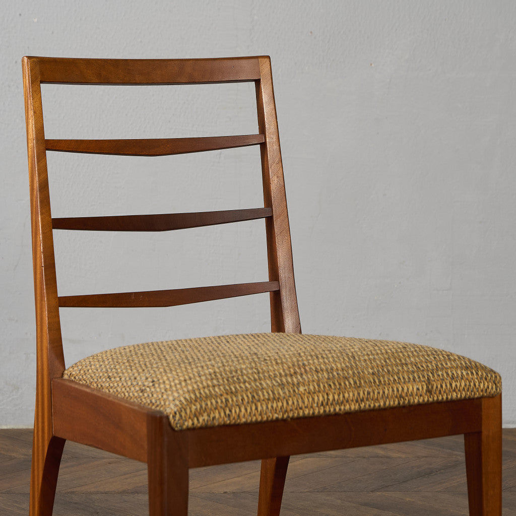 Dunvegan ダイニングチェア