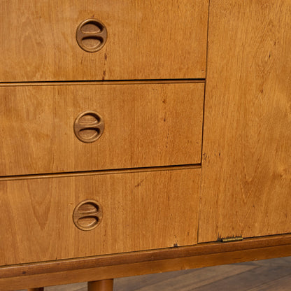 イギリス ヴィンテージ サイドボード