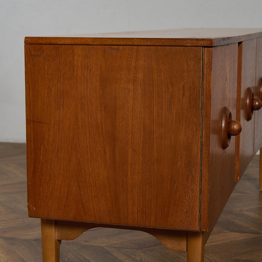 イギリス ヴィンテージ サイドボード