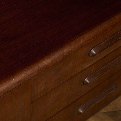 英国 ヴィンテージ カップボード