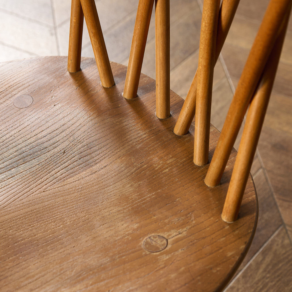 ラティスドチェア