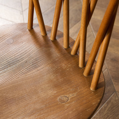 ラティスドチェア