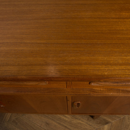 Fresco ヴィンテージ 脚付き サイドボード (4072)