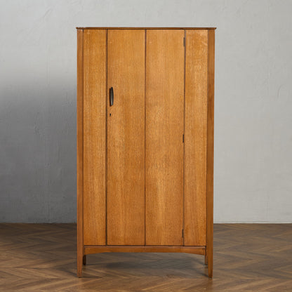 ヴィンテージ ワードローブ