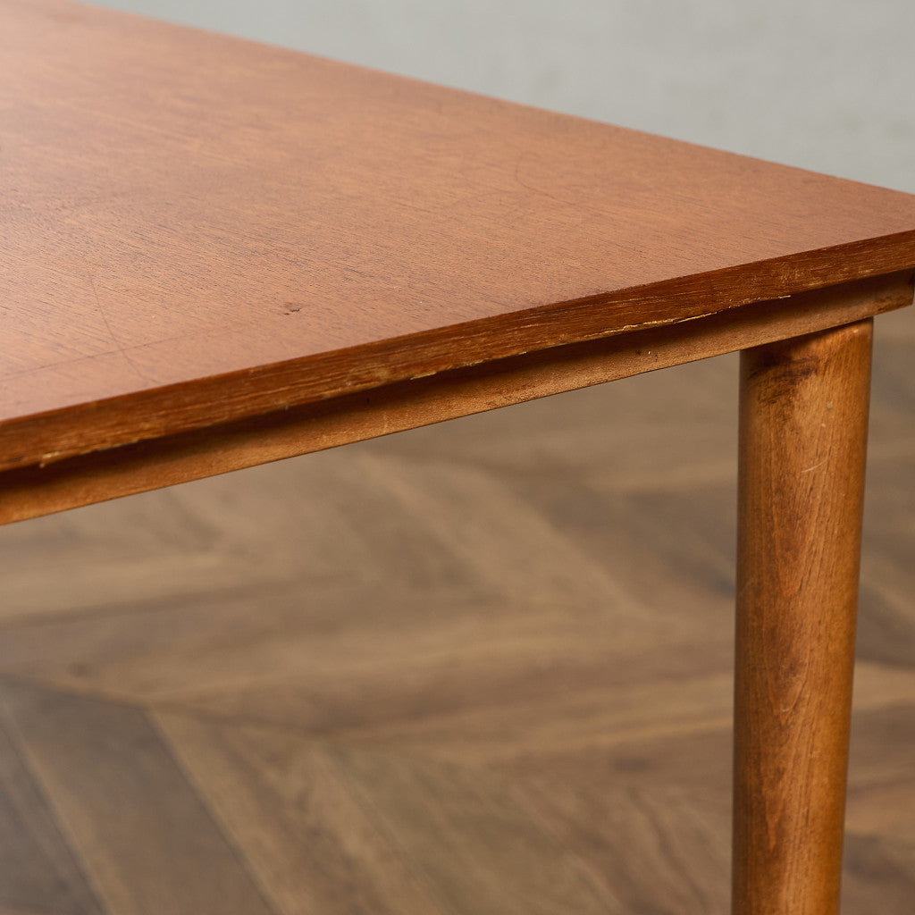 Novy Domov ヴィンテージ ネストテーブル