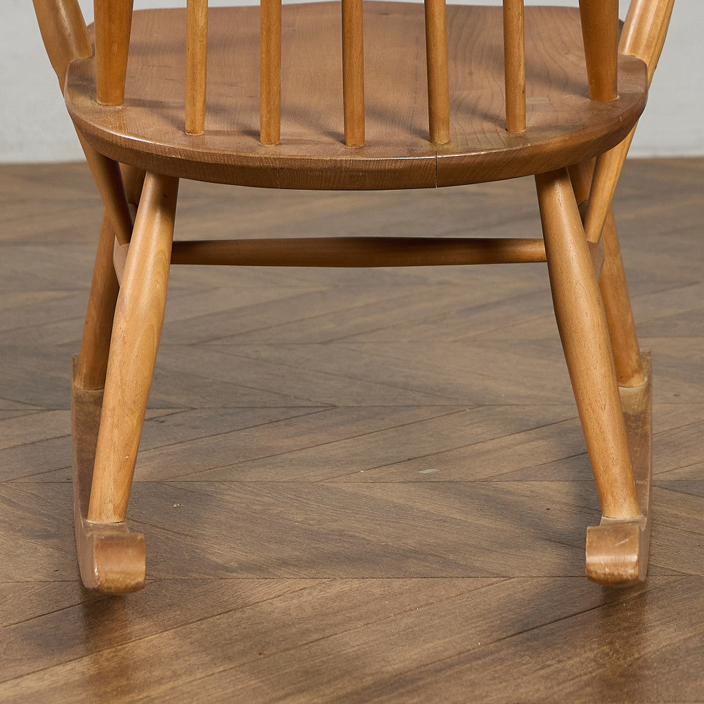 ヴィンテージ ゴールドスミスロッキングチェア