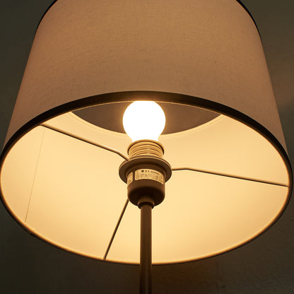 Mistra フロアランプ