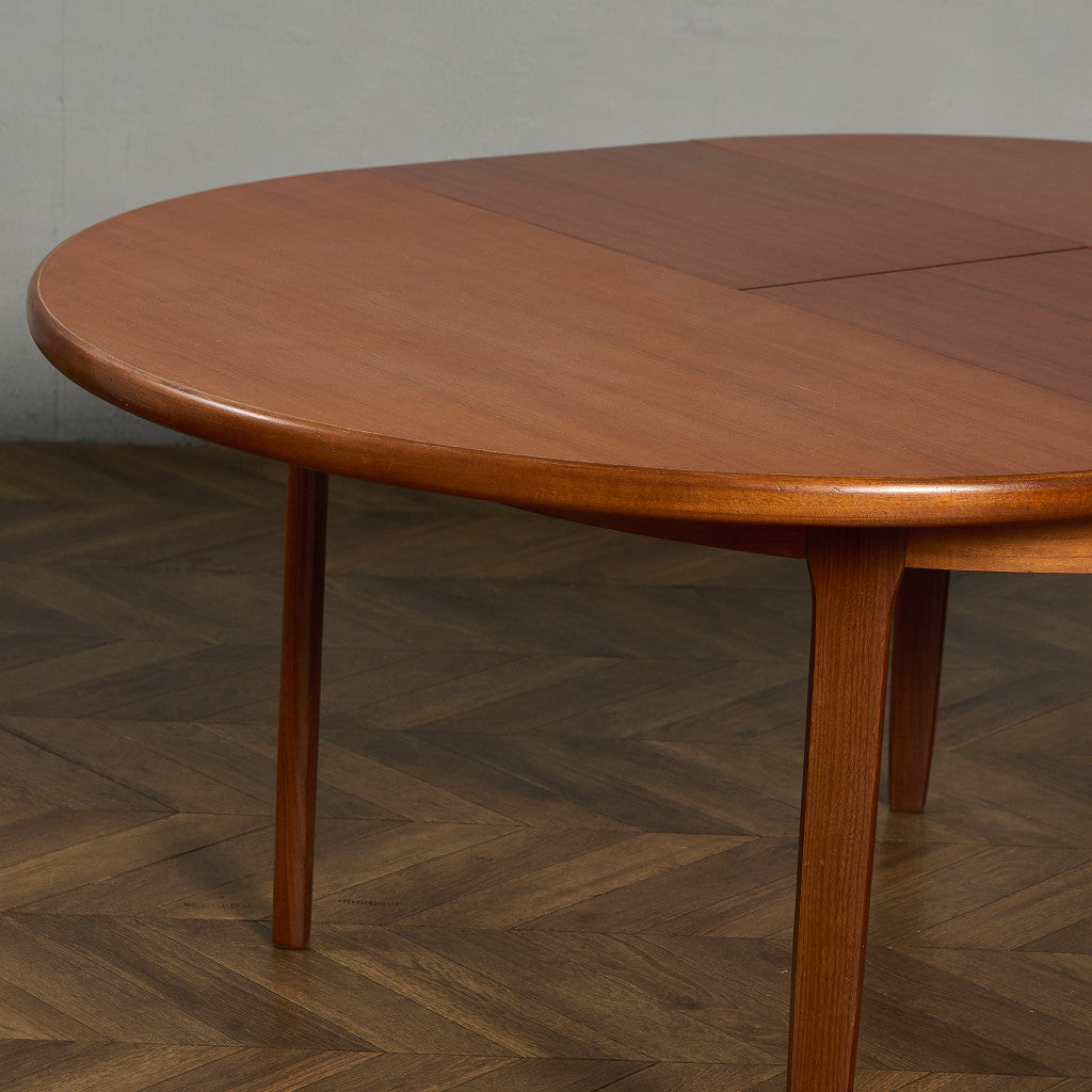 ヴィンテージ エクステンション ラウンドダイニングテーブル