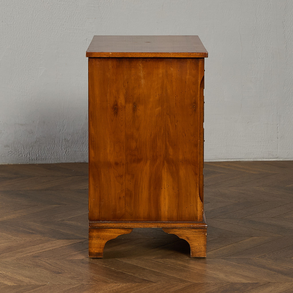 英国 クラシック 4段 チェスト #96882 – camori ヴィンテージ家具