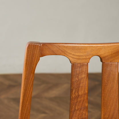 ダイニング アームチェア