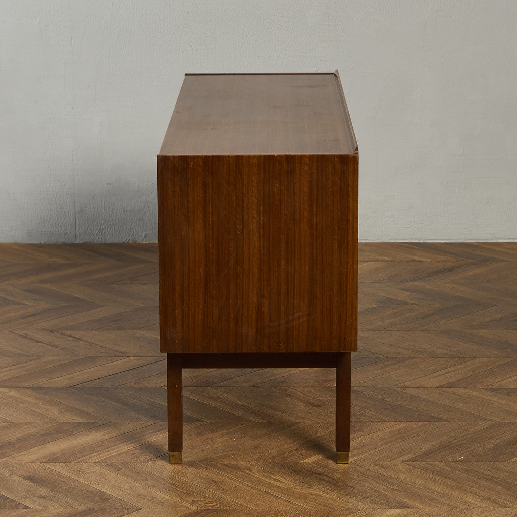 Brass-fitted Tola  ヴィンテージ サイドボード (4005)