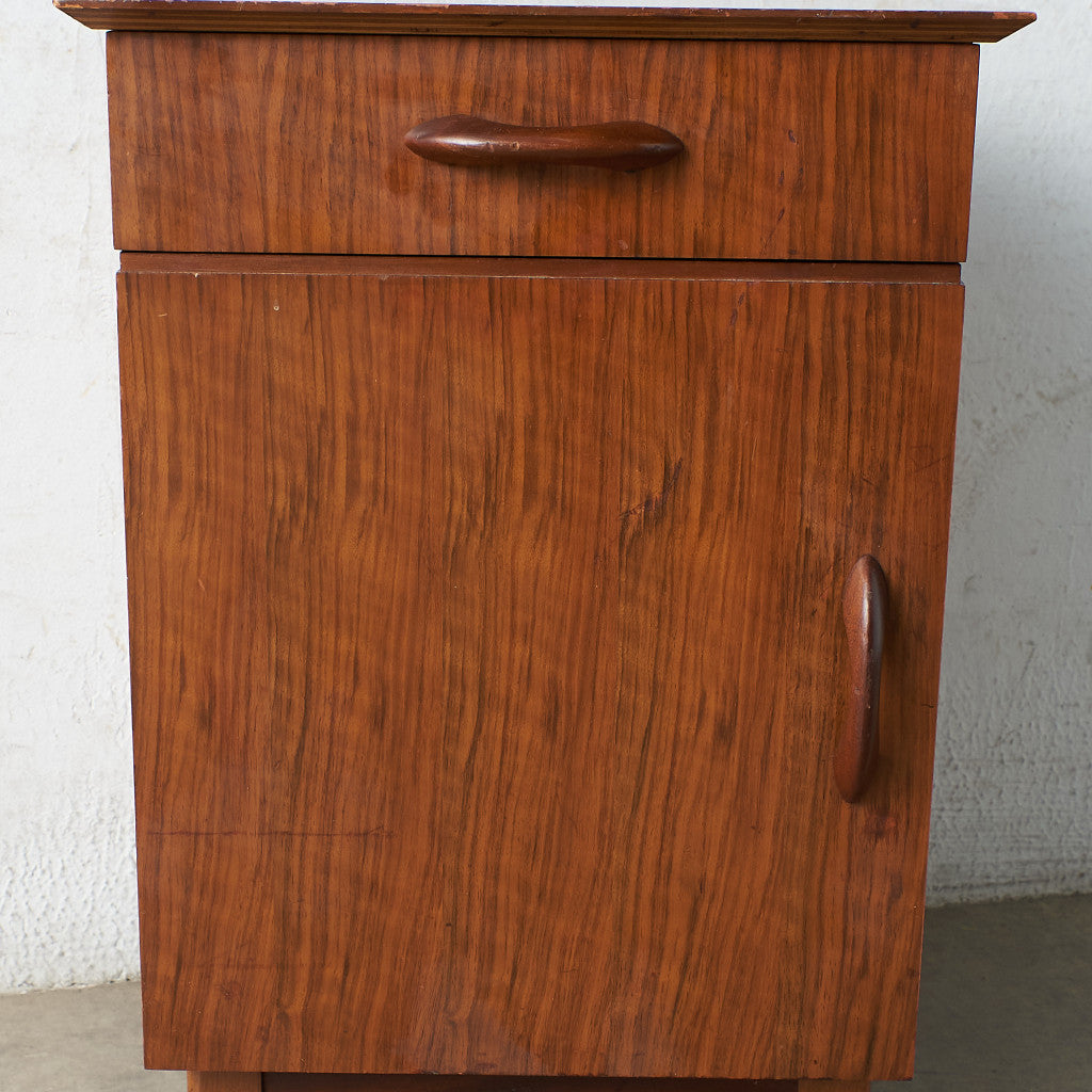 [66171][ライトン・ファニチャー Wrighton furniture (F Wrighton & Sons Ltd)]ヴィンテージ  ベッドサイドキャビネット