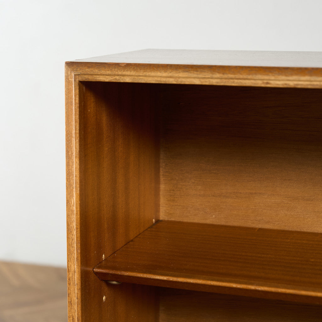 英国ヴィンテージ ガラスキャビネット