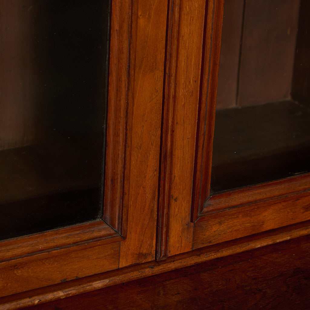 英国 クラシック ブックケース