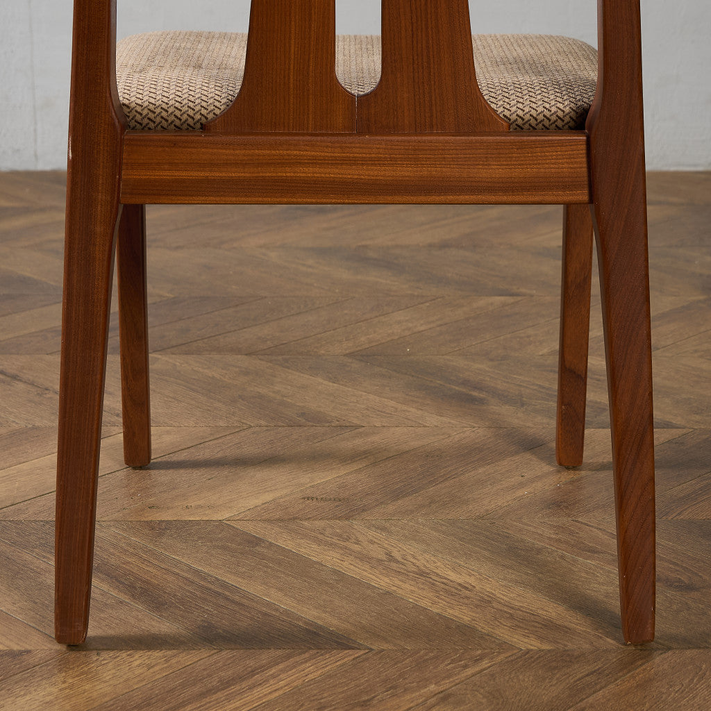 ダイニングチェア