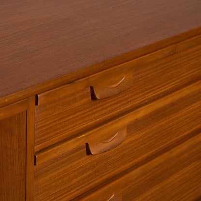 イギリス ヴィンテージ サイドボード カップボード