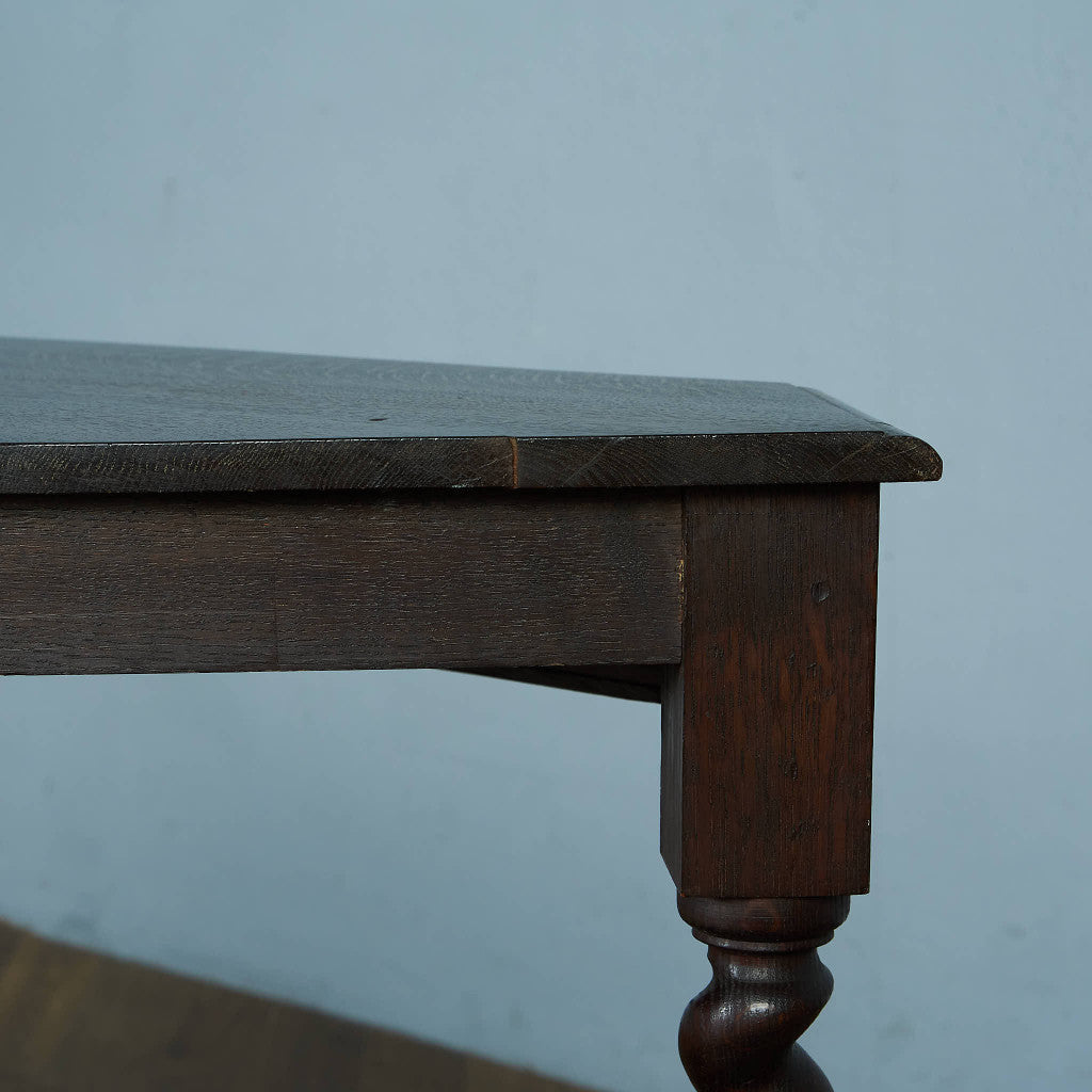 British classic corner table #84653