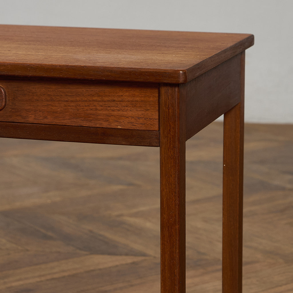 英国 ヴィンテージ ナイトスタンド サイドテーブル