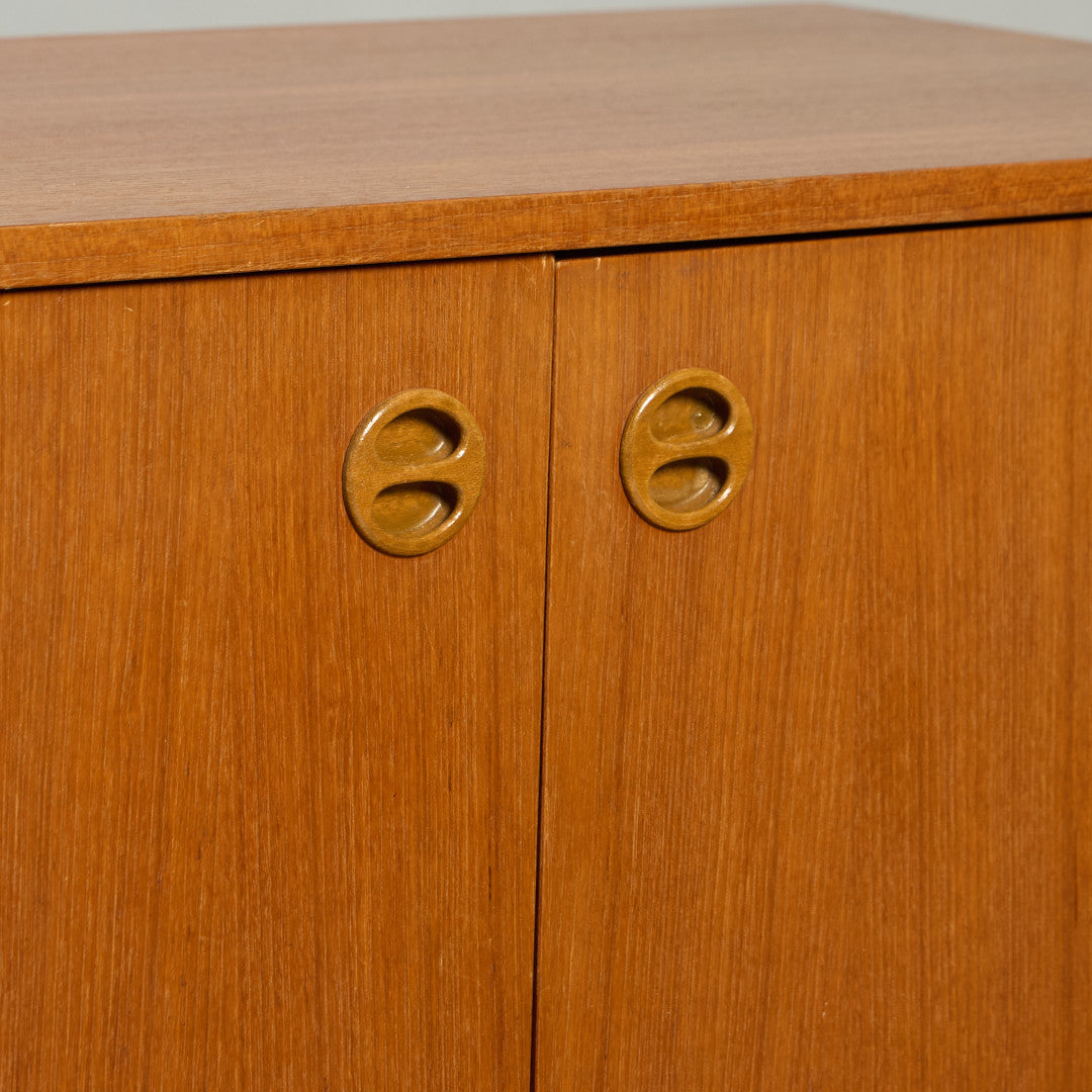 英国ヴィンテージ キャビネット