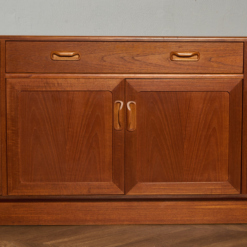 Fresco ヴィンテージ サイドボード