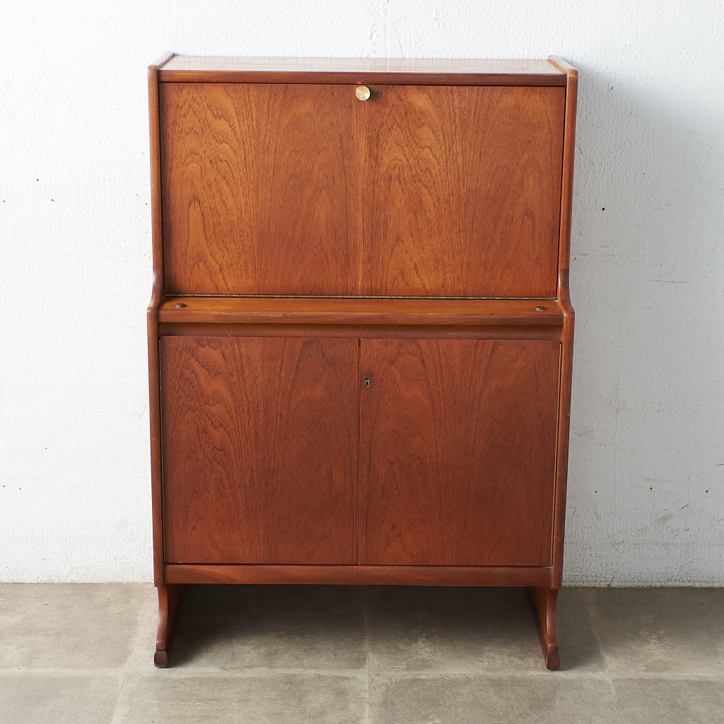 アンティーク　象嵌　棚　ライティングビューロー 英国アンティークのライティングビューロー、本棚付きのおしゃれな