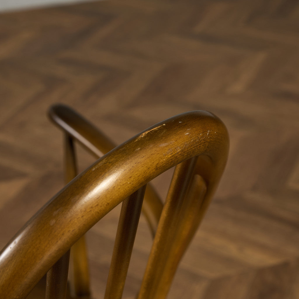 ヴィンテージ クエーカー アームチェア ラウンドゴールドラベル