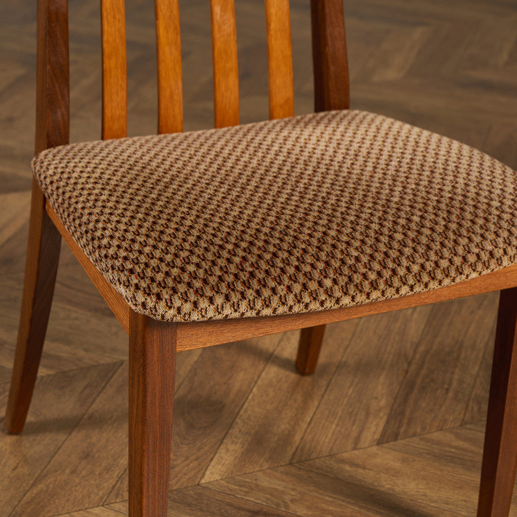 スラットバックチェア (4540)