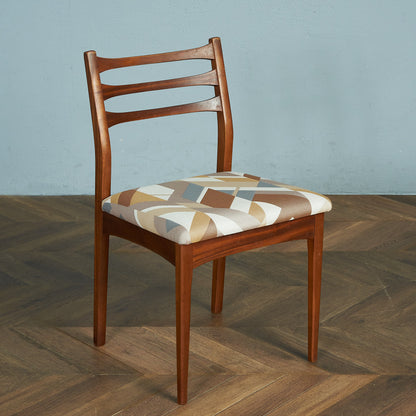 ヴィンテージ ダイニングチェア / 座面張替え済み (LUUM)