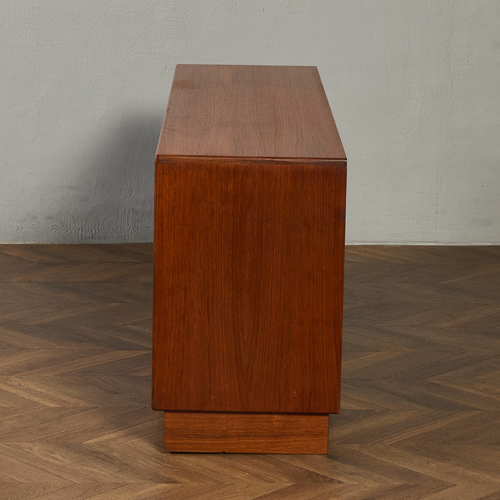 Fresco ヴィンテージ サイドボード