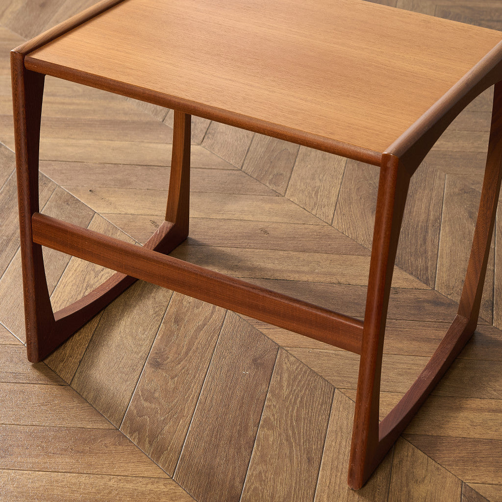 Quadrille ヴィンテージ ネストテーブル