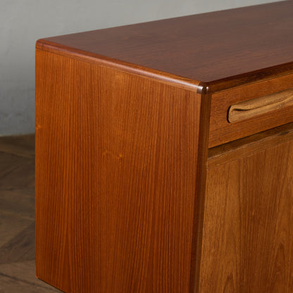 Fresco ヴィンテージ 脚付き サイドボード (4072) 天板横面再塗装済み