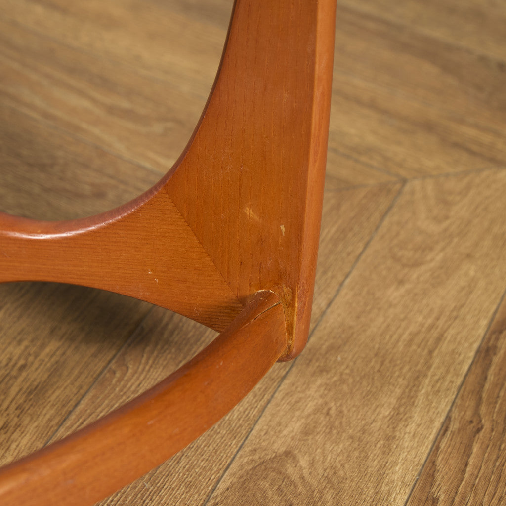 ヴィンテージ ガラストップ ネスト コーヒーテーブル