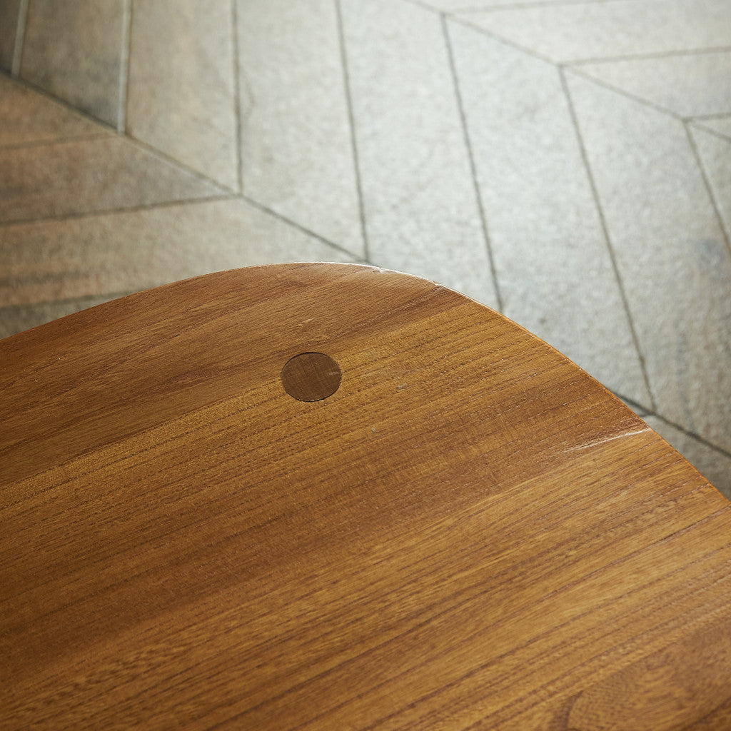 シスルバックチェア / ラウンドメタルラベル