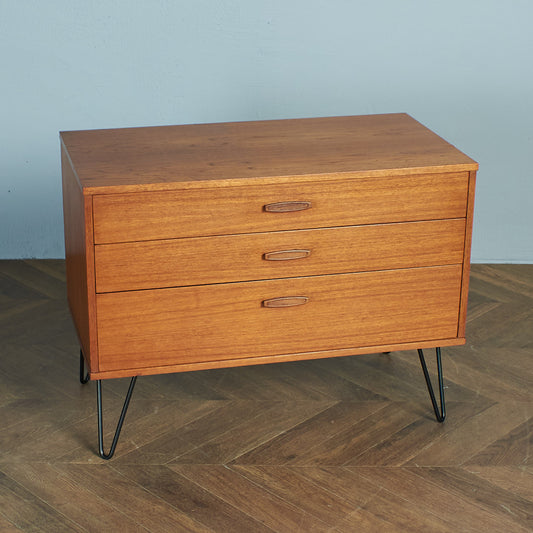 ヴィンテージ 3段チェスト / カスタム アイアンヘアピンレッグ