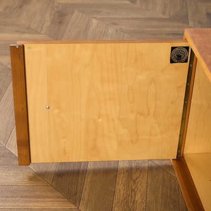 ヨーロッパ ヴィンテージ キャビネット