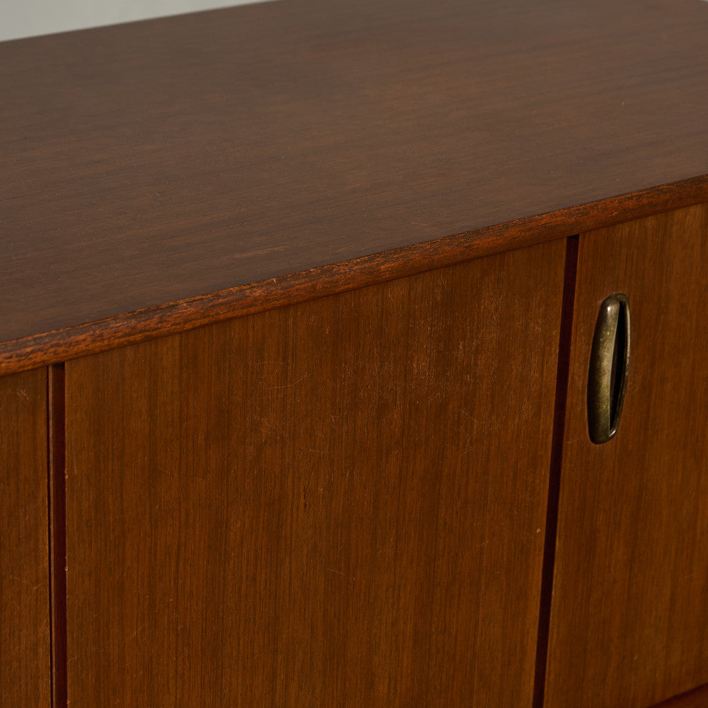 Brasilia クロームハンドル サイドボード