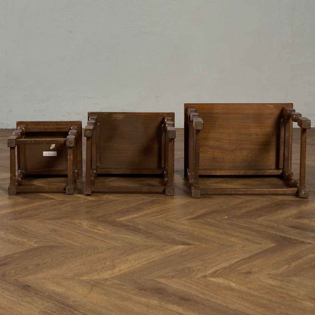 英国 クラシック ネストテーブル