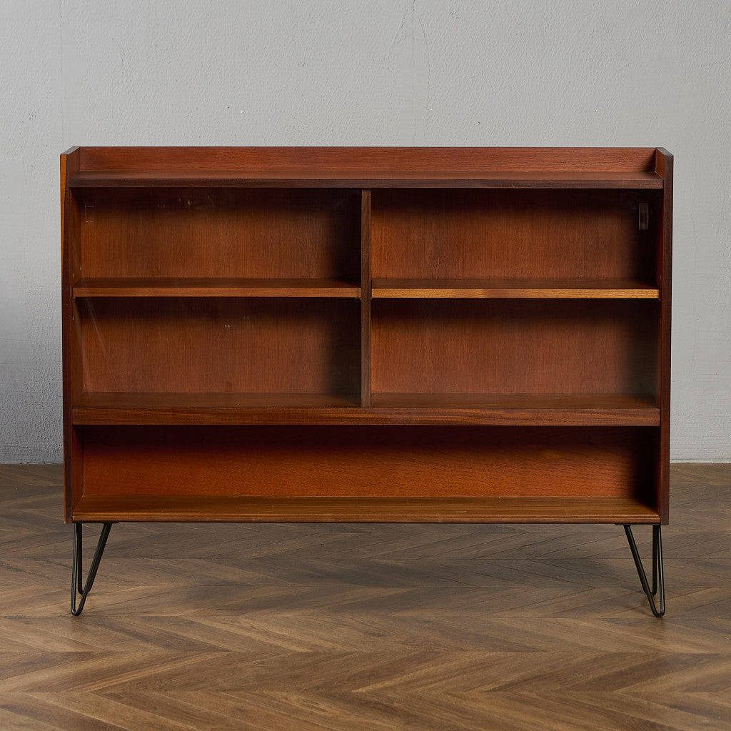 英国 ヴィンテージ ガラス キャビネット カスタム アイアン ヘアピンレッグ