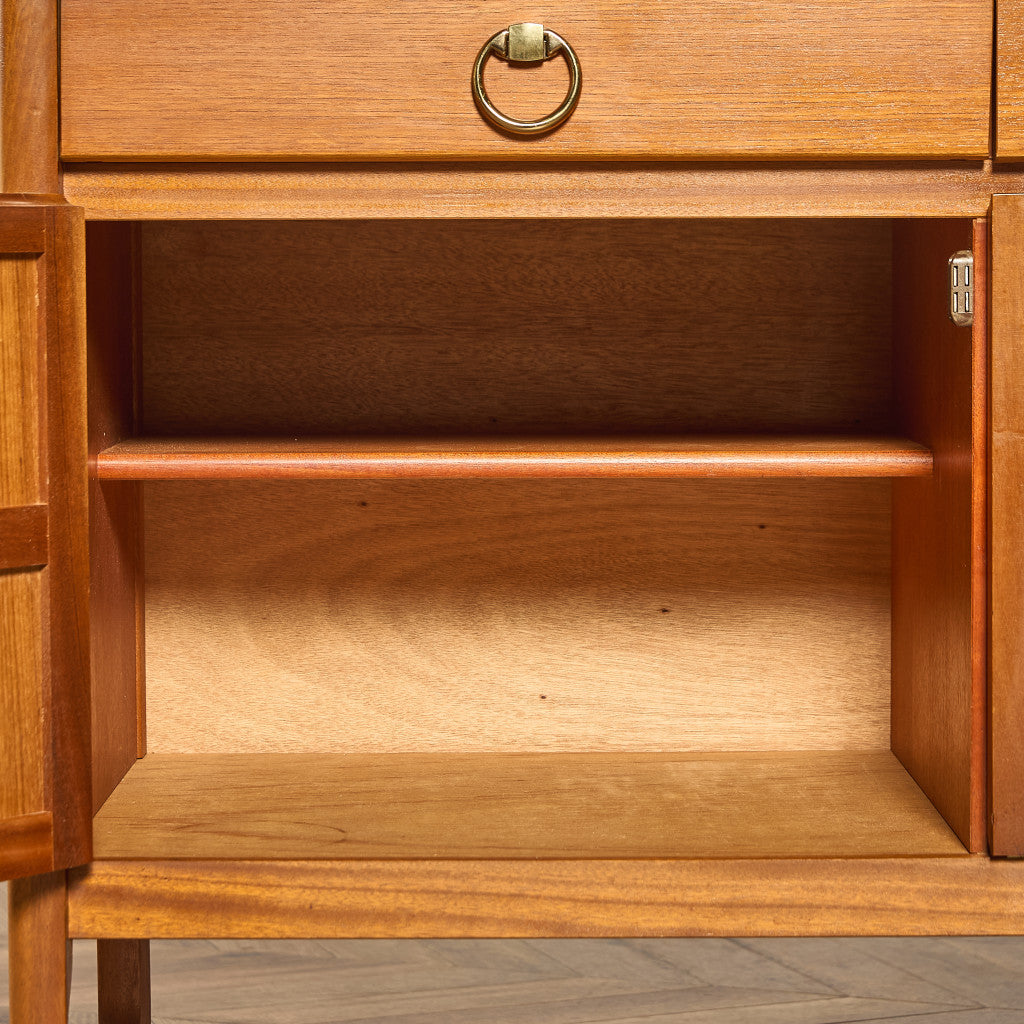 十字扉 ヴィンテージ サイドボード